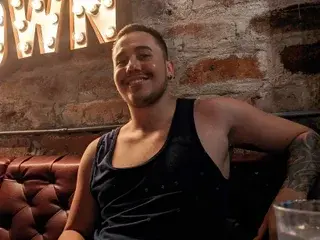 Streamate Best live sex cam show of Foxxxman