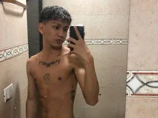 Streamate Private Sex Chat of OliverSmiith