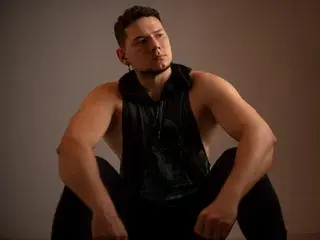Streamate Private Sex Chat of Izui_Pierce
