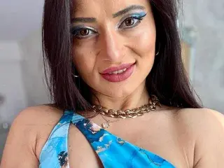 Streamate Free Porn Cam of AnnaKarinaX