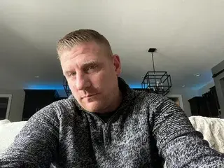 Streamate Nude Webcam of TattedBizMan