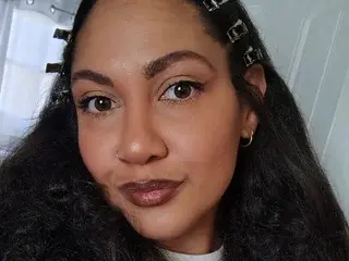Streamate Sex Chat of BigBrownTittyMILF