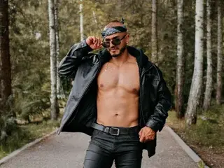 Streamate Adult Webcam of Magnus_Clark
