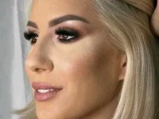 Streamate Watch Live Sex Cams of Lannie
