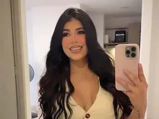 Streamate Live Sex of SharaSoto