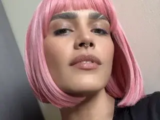 Streamate Live Sex Cam of GoddxssAxxel