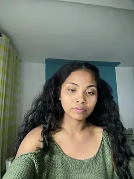 Stripchat Free Live Porn of naya86