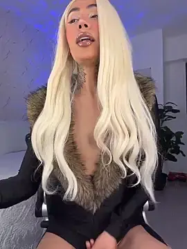 Stripchat Free Porn Cam of miss_tatiana_