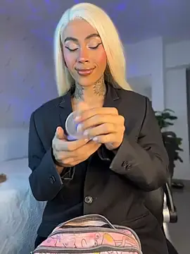 Stripchat Watch Live Sex Cams of miss_tatiana_