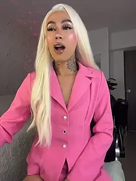 Stripchat Best live sex cam show of miss_tatiana_