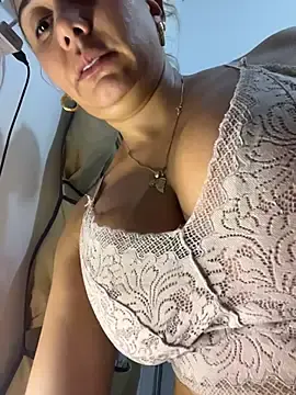 Stripchat Free Porn Cam of maymercy