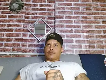 Stripchat Adult Webcam of jordan_bigcock_