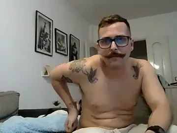 Stripchat Free Live Porn of yanick931