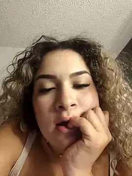 Stripchat Free Porn Cam of Sara_smiiith211