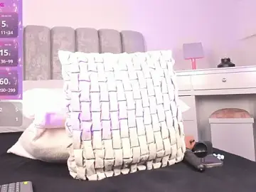 Stripchat Free Porn Cam of im_tyra