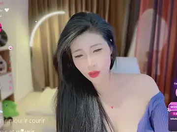 Stripchat Live Sex Cam of Vaidurya-Yolo