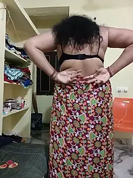 Stripchat Nude Webcam of sadhana_telugu