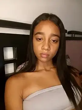 Stripchat Free Live Porn of Zoe_Sweett18