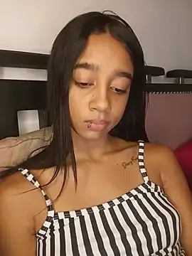 Stripchat Adult Webcams of Zoe_Sweett18