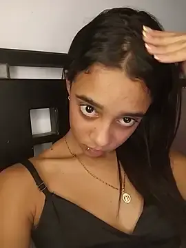 Stripchat Adult Webcams of Zoe_Sweett18