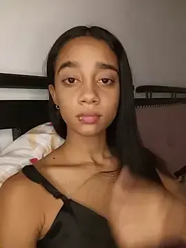 Stripchat Watch Live Sex Cams of Zoe_Sweett18