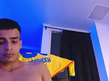 Stripchat Live Sex Cam of Bad_Boy_Carter69