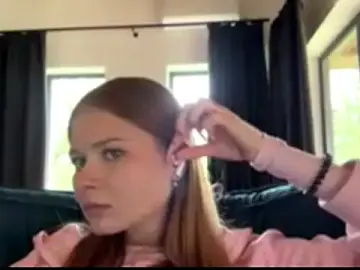 Stripchat Live Porn of NikaLicka