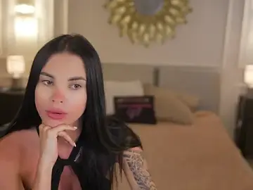 Stripchat Live Sex Cam of Tina_Breeze