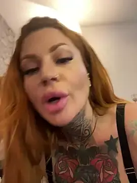 Stripchat Live Sex of krysstal003