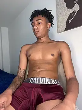 Stripchat Free Porn Cam of Boy_cock18