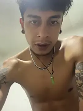 Stripchat Adult Webcam of Sombraharper