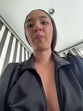 Stripchat Free Porn Cam of sofi-jimenez