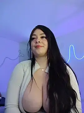 Stripchat Live Sex of Layna_cold