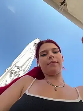 Stripchat Sex Cam of RiriRoseey