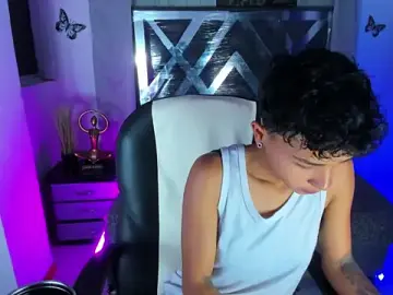 Stripchat Sex Cam of nova_sex01