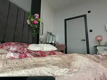 Stripchat Live Sex Cam of BlondieBarbieBabe