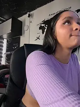 Stripchat Live Porn of Isabella-Teen