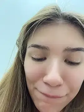 Stripchat Live Sex Cam of FlashTitsRoyal