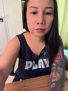 Stripchat Free Porn Cam of LINDA_HD