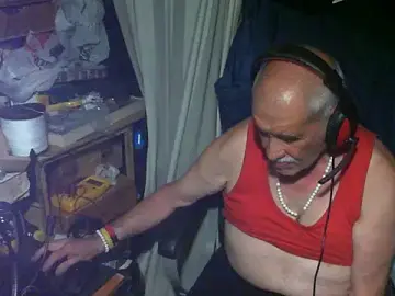 Stripchat Adult Webcam of nonnomaturobisex
