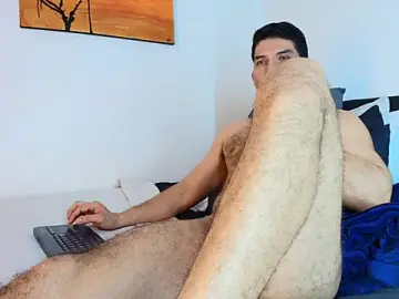Stripchat Nude Webcam of Andrewstelle_coleman