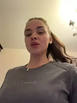 Stripchat Adult Webcam of KristiRich