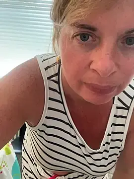 Stripchat Nude Webcam of Lombada