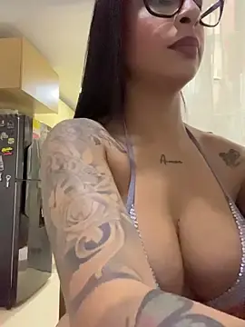 Stripchat Live Sex Cam of charlotte_stevenss_