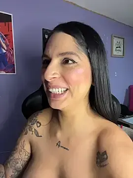 Stripchat Best live sex cam show of charlotte_stevenss_