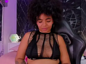 Stripchat Best live sex cam show of SarahLynn7