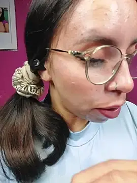 Stripchat Free Live Porn of valentina_swallow