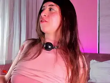 Stripchat Sex Cam of Keyla_ruiz_