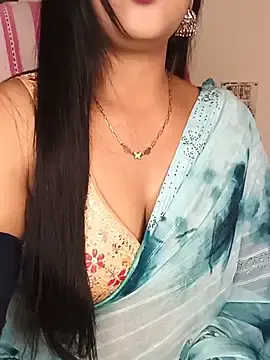 Stripchat Free Porn Cam of Deshi_bhabhi143