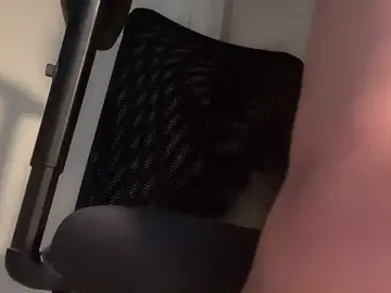 Stripchat Free Porn Cam of Sweatymilf